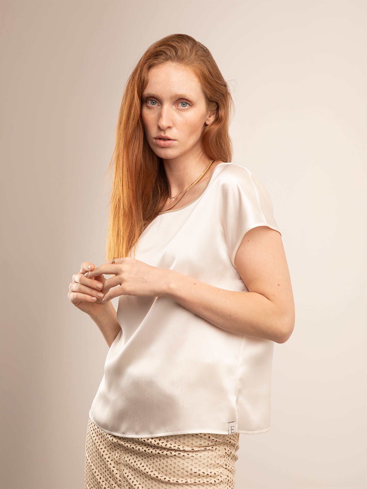 T-shirt Manica Scesa in Seta