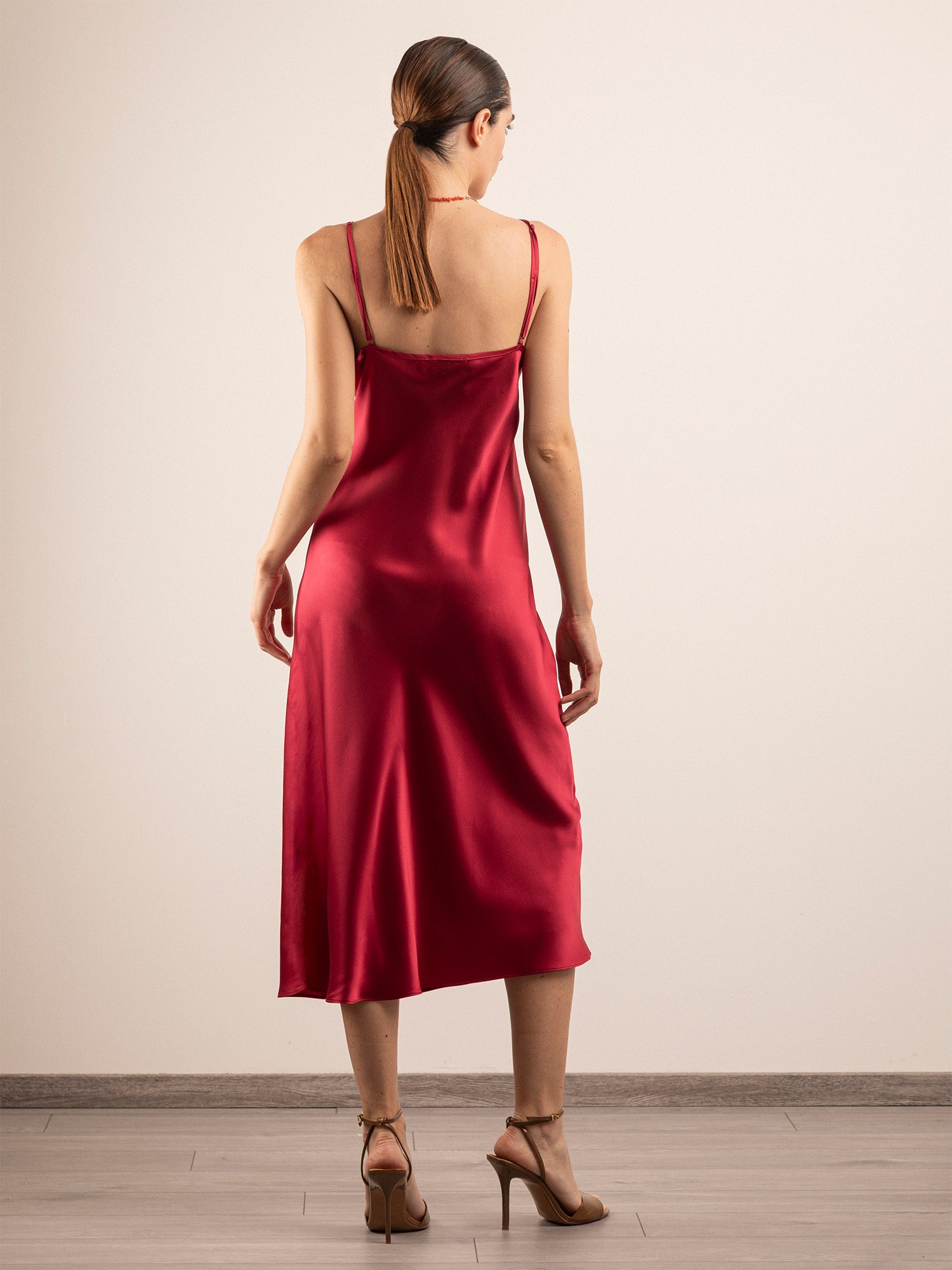 Abito Sottoveste Lungo in Seta con Spalline Incrociabili - Rosso Bordeaux