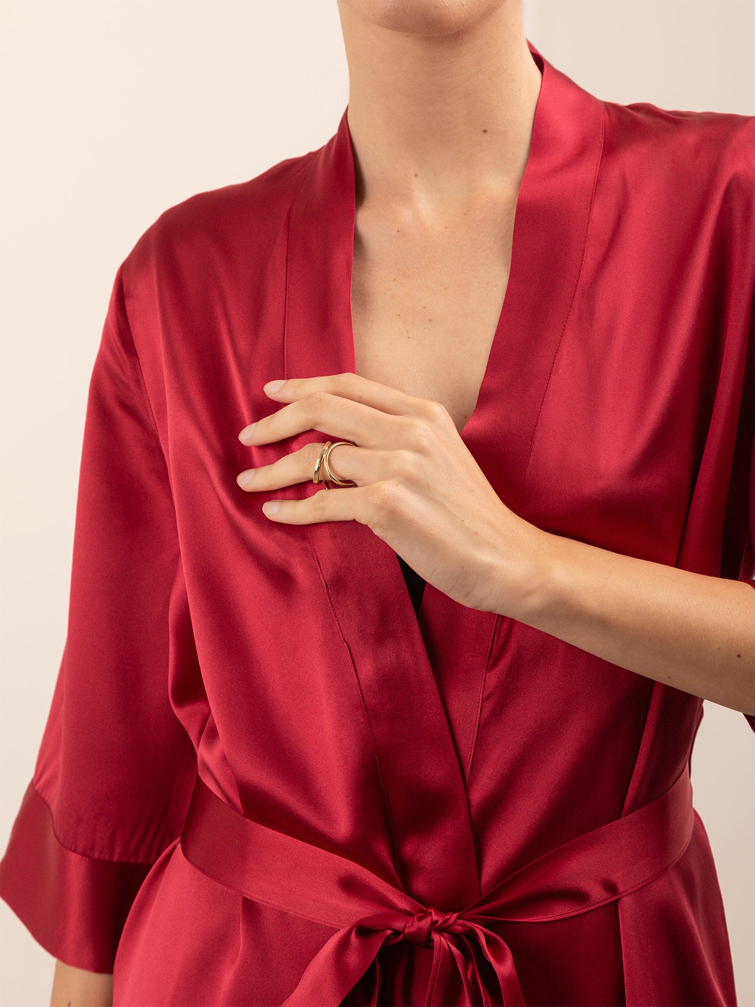 Kimono Corto in Seta con Cintura