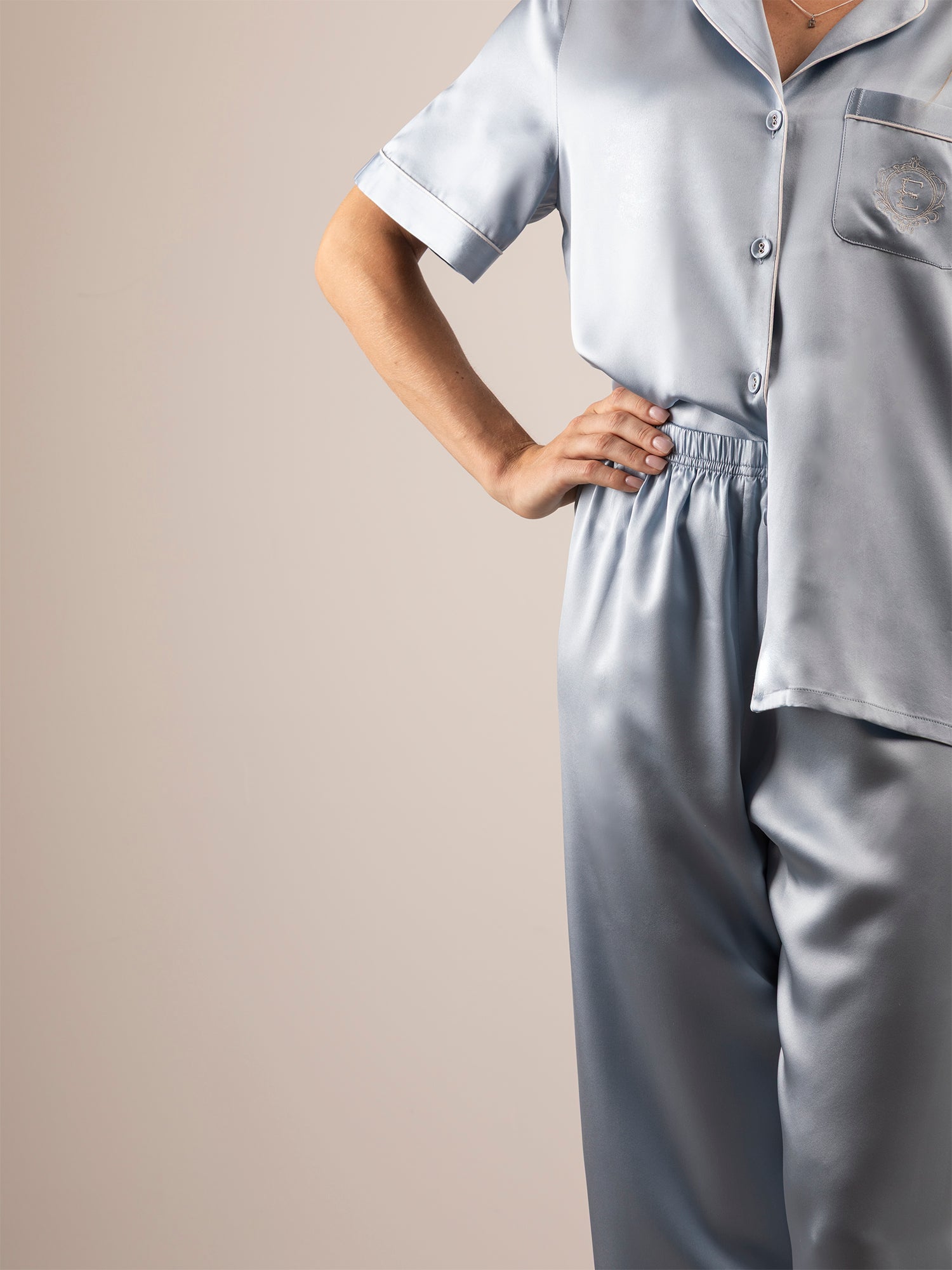 Pantalone Lungo in Seta con Profili Colore - Azzurro Polvere