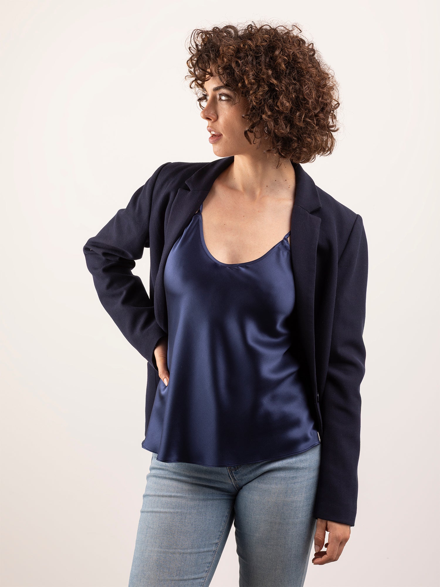 Top in Seta con Spalline Incrociabili - Blu Notte