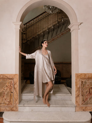 Abito Sottoveste Corto in Seta con Spalline Incrociabili - Grigio Perla