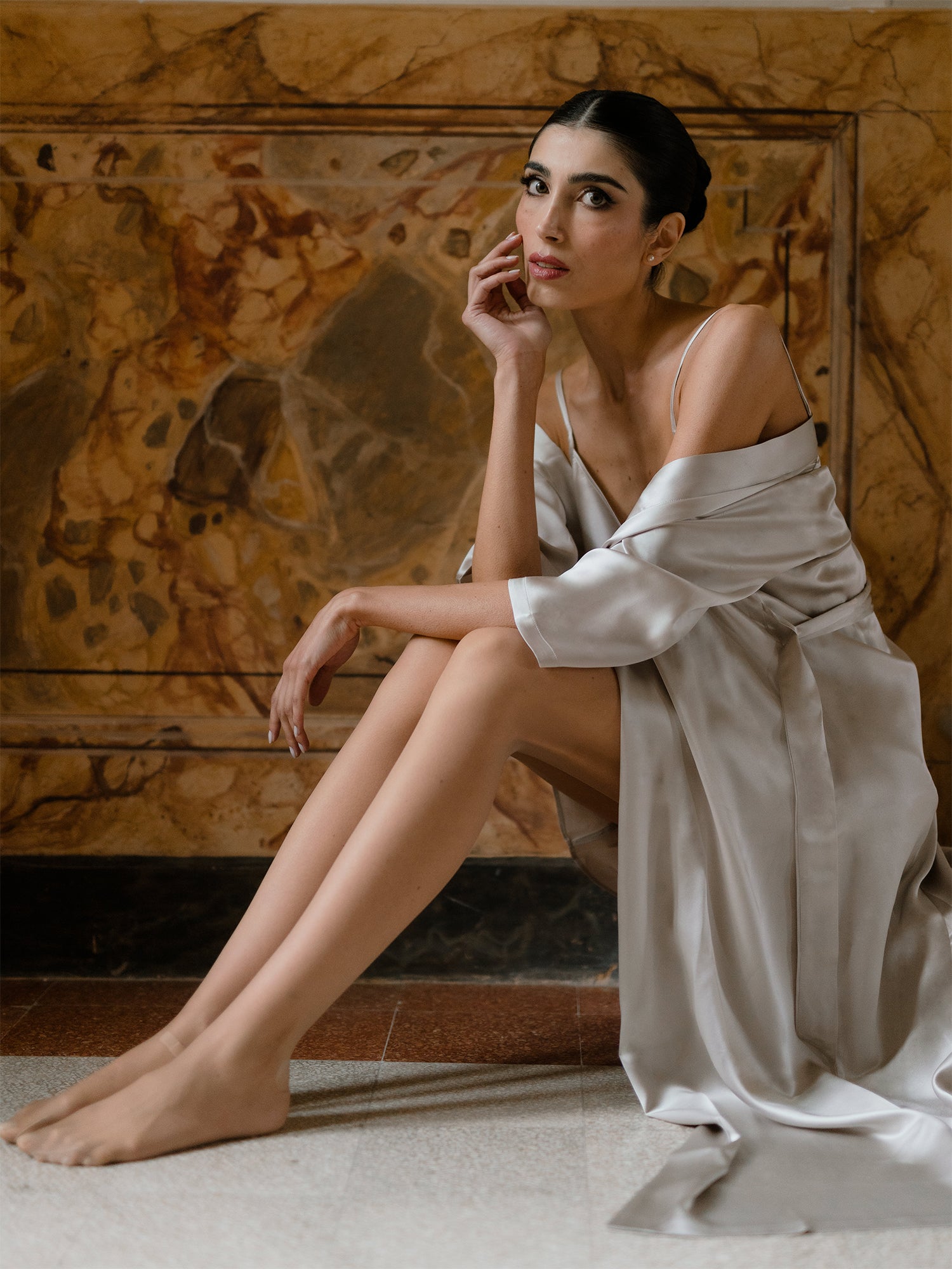 Kimono Lungo in Seta con Cintura - Grigio Perla