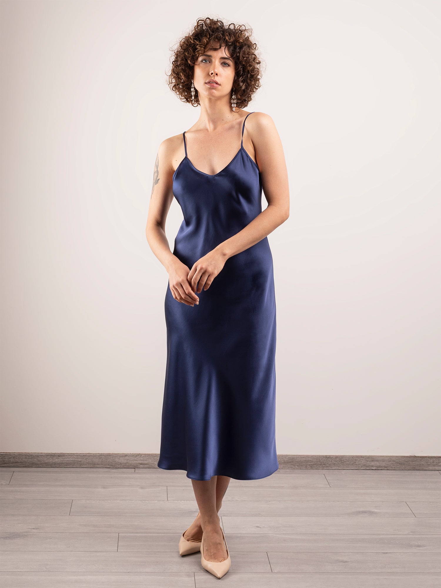 Abito Sottoveste Lungo in Seta con Spalline Incrociabili - Blu Notte