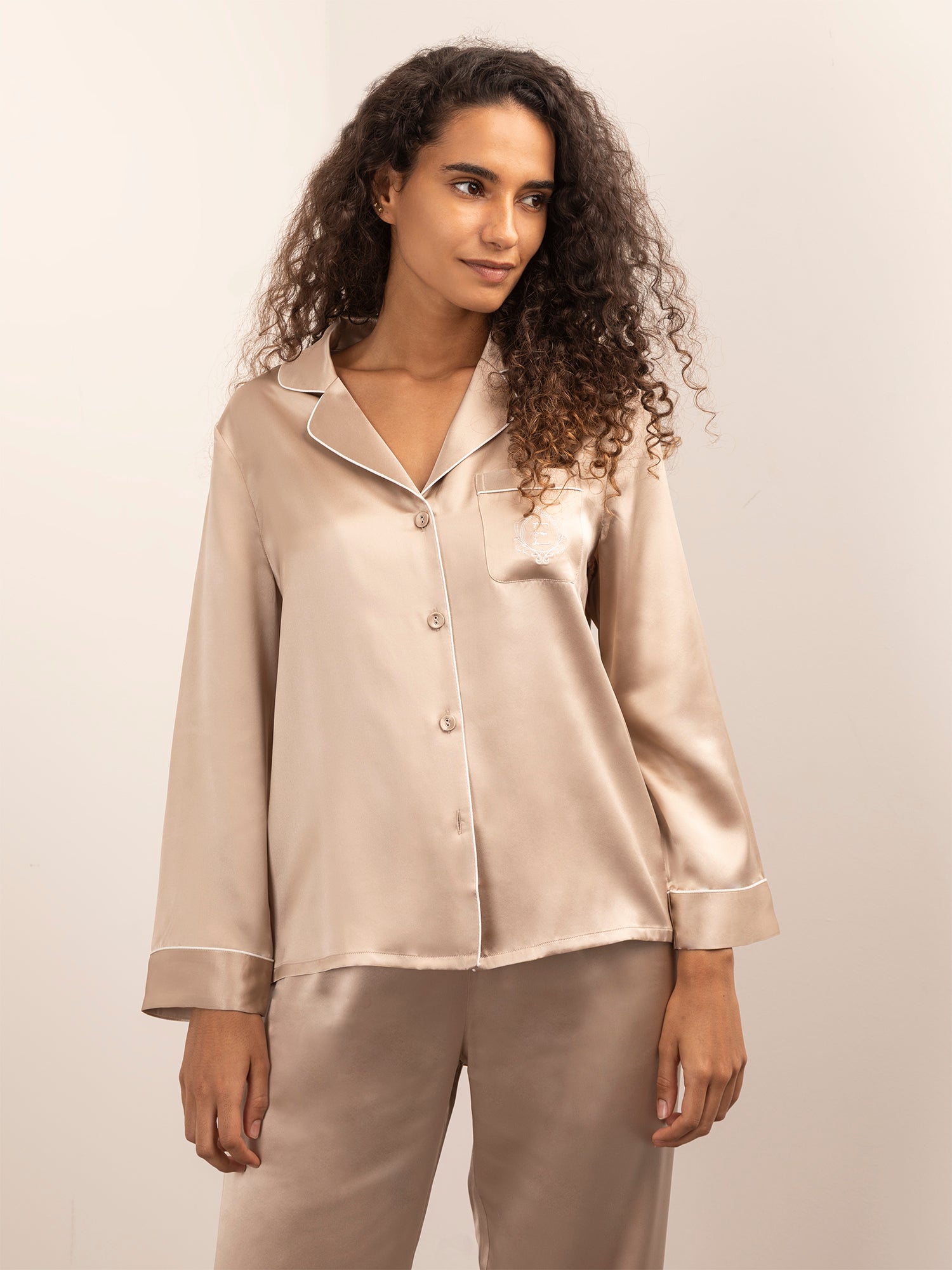 Camicia a Manica Lunga in Seta con Ricamo e Profili Colore - Tortora