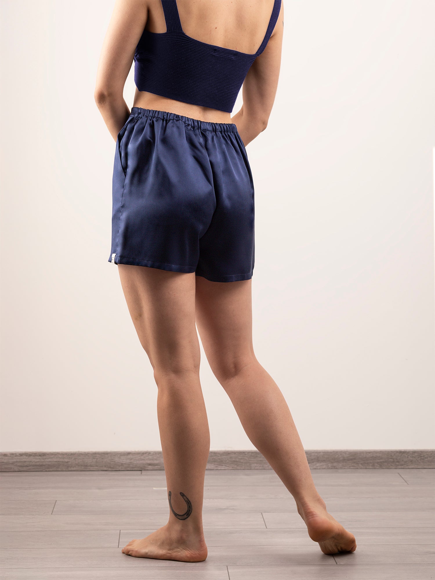 Shorts in Seta con Tasche